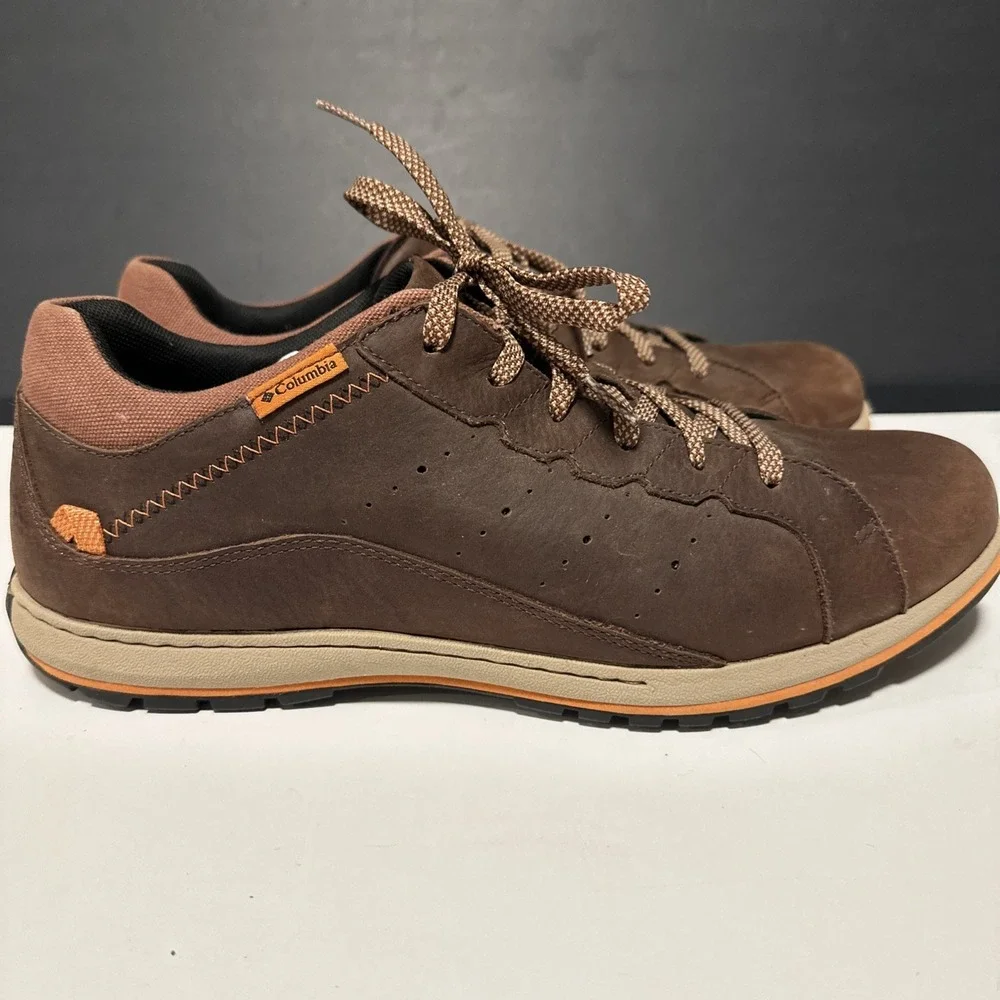 Columbia Men's 13 Trail Shoes Three Passes Brown Nubuck Leather Sneakers